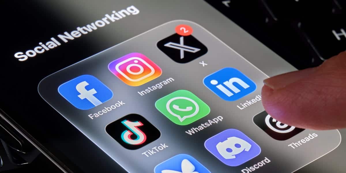 Facebook to test TikTok-like video-first experience