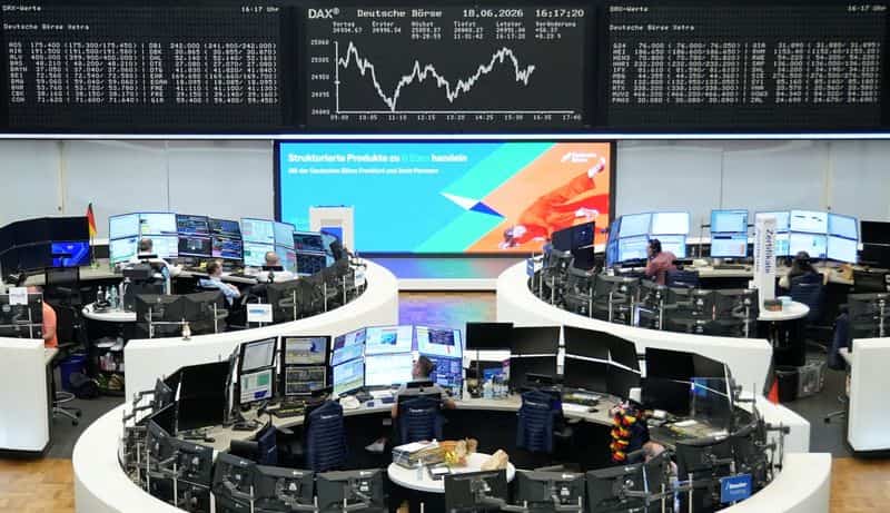 European shares seen lower on Fed rate hike bets, tech weakness