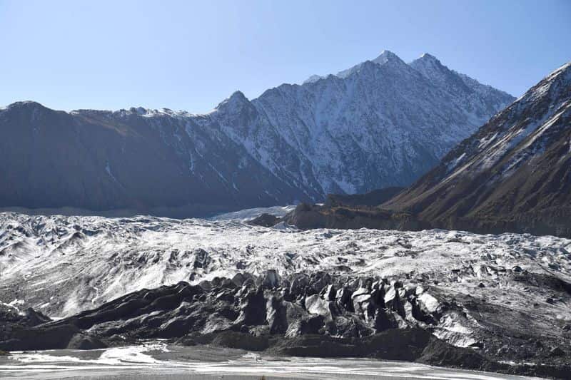 Strong earthquake hits Hindu Kush, shaking Afghanistan and Pakistan
