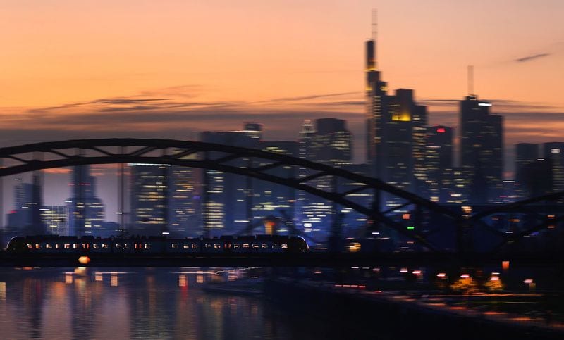 Euro zone corporate lending growth hits 3-year high in May