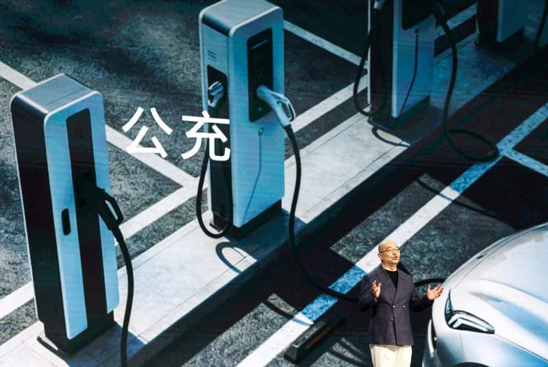 Chinese EV Battery Makers Pledge Faster Supplier Payments
