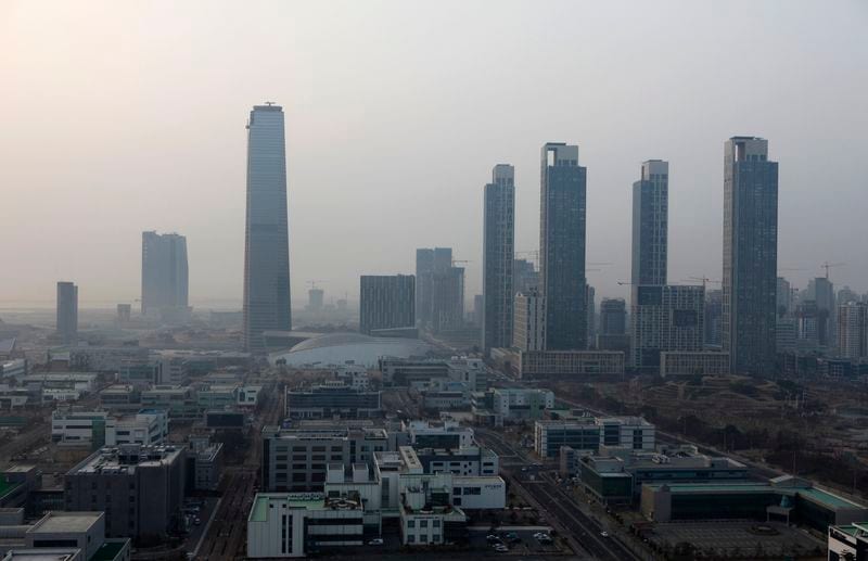 Global Financial Firms Favor South Korea Over China, India