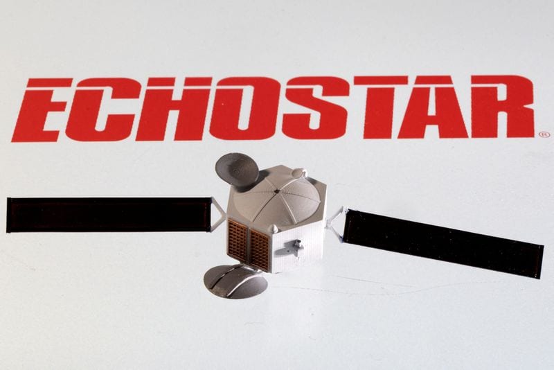 EchoStar's Dish DBS, wireless units file for prepackaged bankruptcy