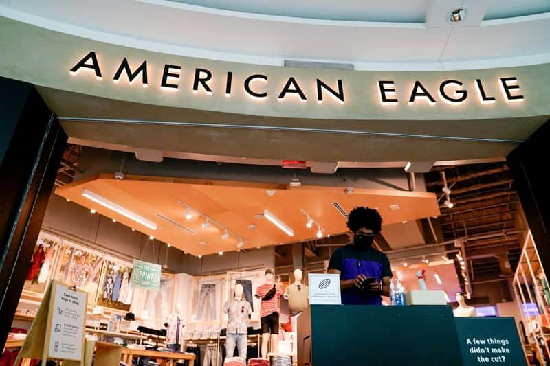 American Eagle names Ravi Thanawala CFO, replacing Mike Mathias