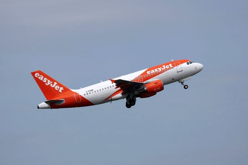 easyJet agrees to £5bn takeover by US investment firm Castlelake