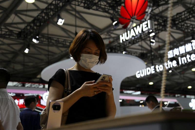 China smartphone sales drop 13% during 618 festival amid higher memory costs