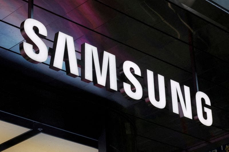 Samsung profits jump 1,800% on AI chip demand, shares fall