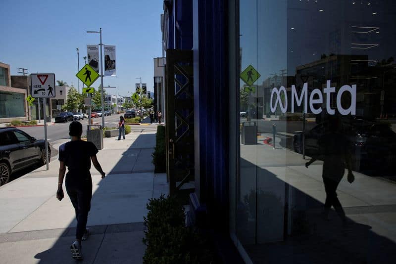 France orders Meta to resume media payment talks