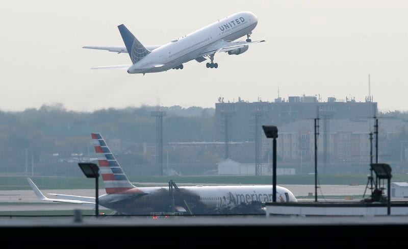 FAA Extends Flight Cuts at Chicago O'Hare for Another Year