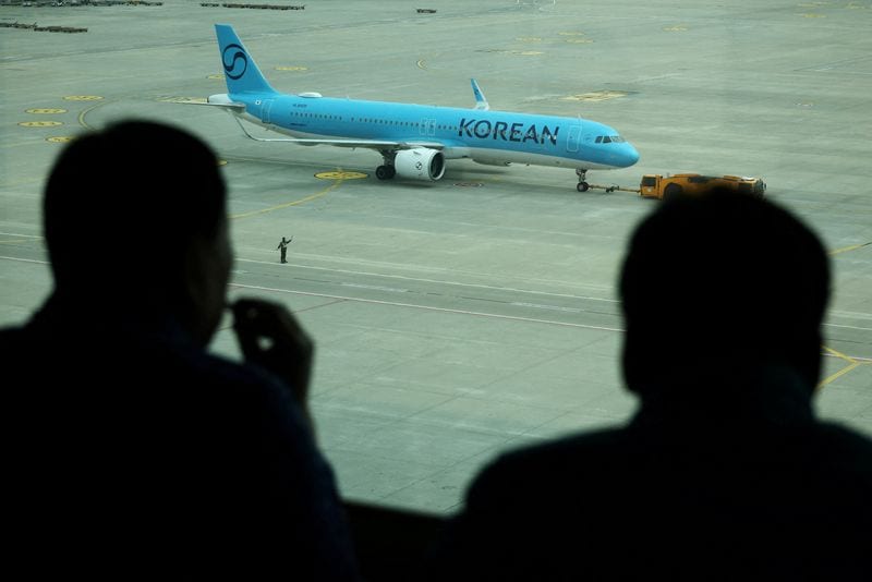 Korean Air Q2 profit falls 34% on higher fuel costs, revenue hits record high