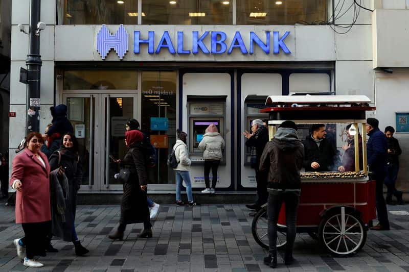 Halkbank witness avoids prison time in US sanctions case