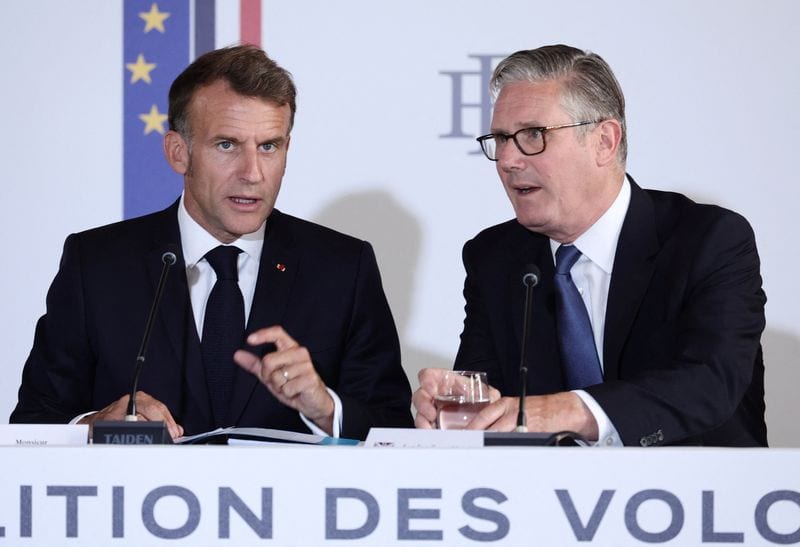 Macron awards France's Légion d’honneur to UK PM Keir Starmer