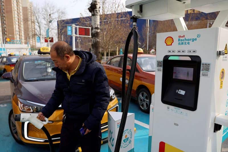 China's Electric Taxis Soften Oil Shock Amid Hormuz Tensions