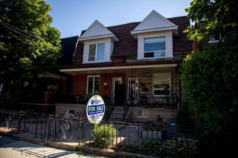 Canadian home sales rise 0.5% in June, prices flat year-over-year