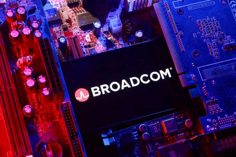EU antitrust regulators urged to act against Broadcom's VMware practices