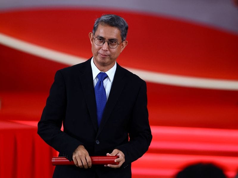 Singapore minister resigns over interactions with a woman