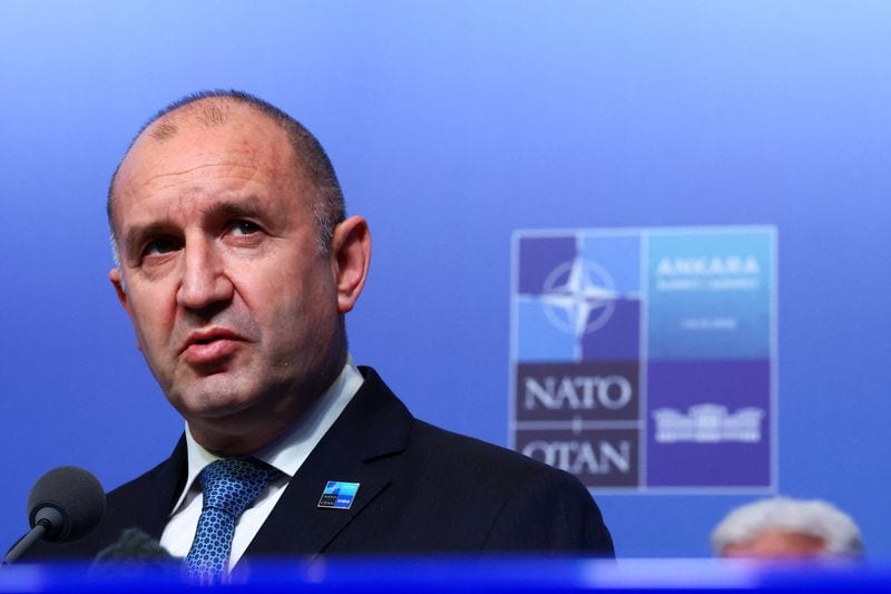 Bulgaria to seek parliament approval for US tanker aircraft at military base
