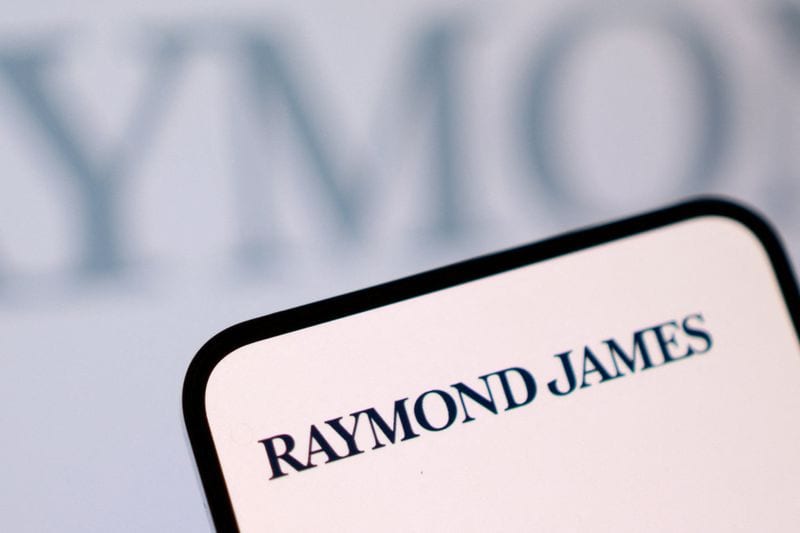 Raymond James profit rises on capital markets strength