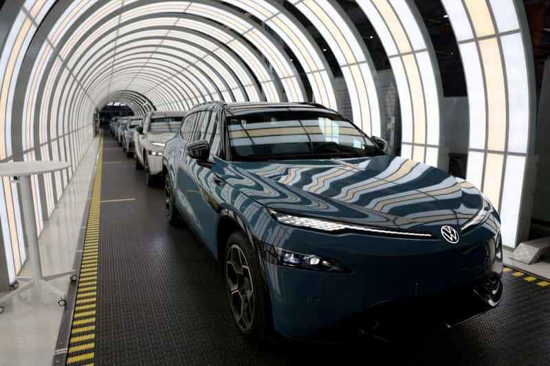 Volkswagen Cuts 2026 Sales Forecast After Q2 Profit Slump