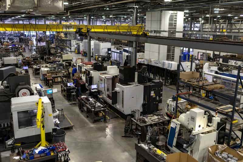 US core capital goods orders rise 0.9% in June