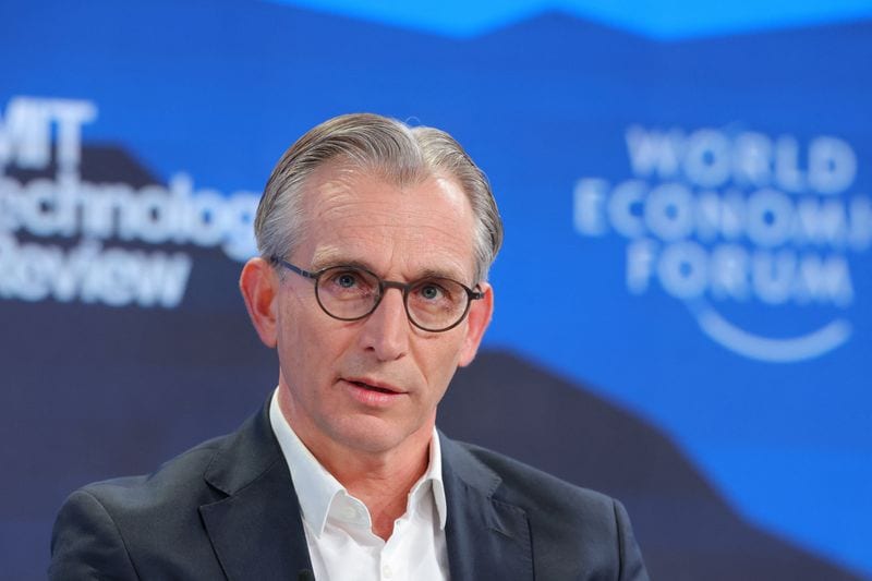 Philips CEO cites US order delays, China pressure for Q2 results