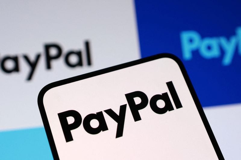 PayPal raises profit forecast, outlines cost cuts amid takeover bid