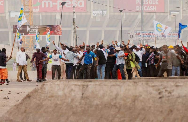 Thousands protest in eastern Congo over potential third term for President Tshisekedi