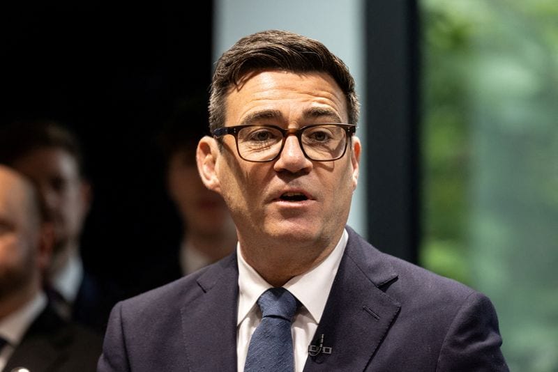 Burnham seeks cross-party consensus on social care reforms