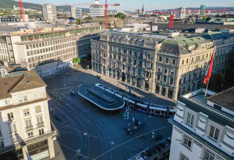 UBS Q2 profit $2.8B on strong wealth management, investment bank