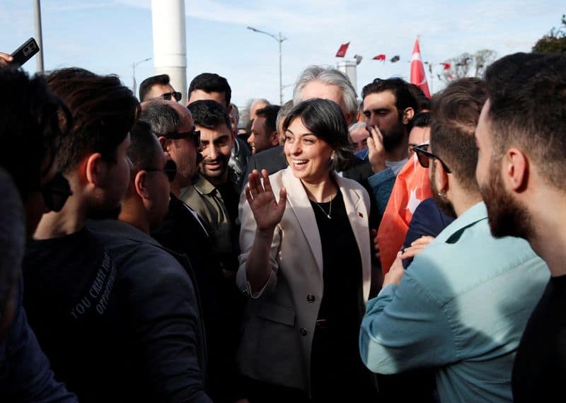 Turkey Detains Opposition Mayors Amid Expanding Crackdown