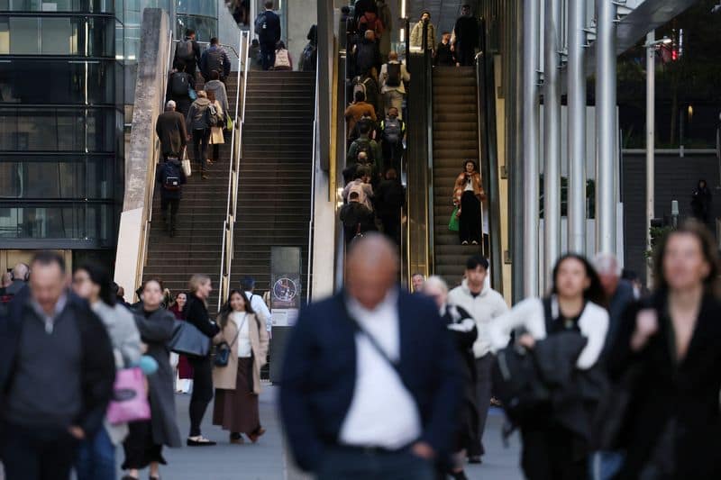 Australian job ads rise 0.8% in July, signaling resilient labor demand