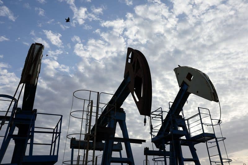 Oil prices fall on hopes for US-Iran peace deal