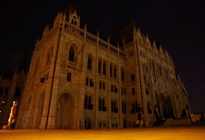 Budapest dims historic landmarks to save energy during heatwave