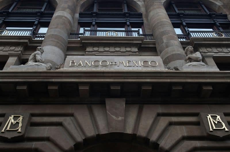 Mexico central bank holds benchmark rate at 6.50%