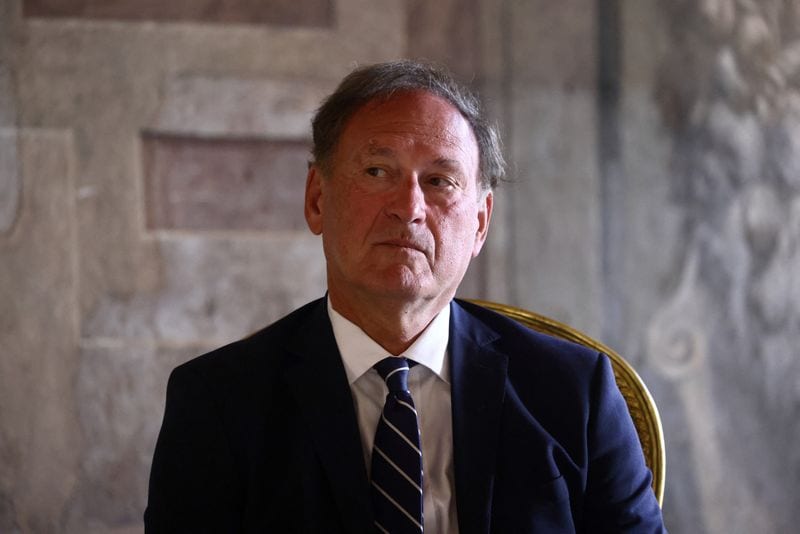 Alito dismisses retirement rumors, vows to serve another term