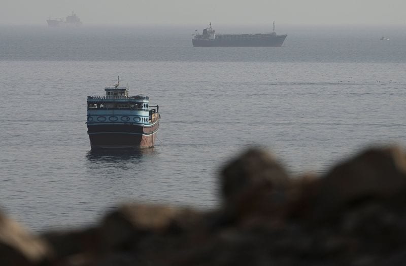Iran Links Hormuz Reopening to US Concessions, Oil Prices Climb