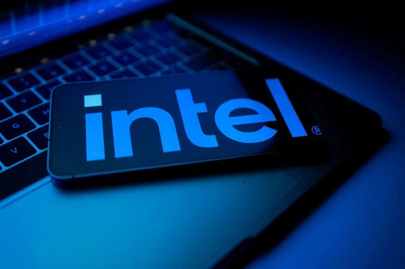 Intel Plans $15 Billion Stock Sale to Fund Chip Manufacturing Expansion