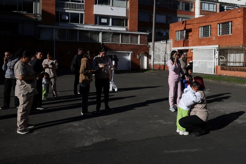 Colombia earthquake kills at least 20