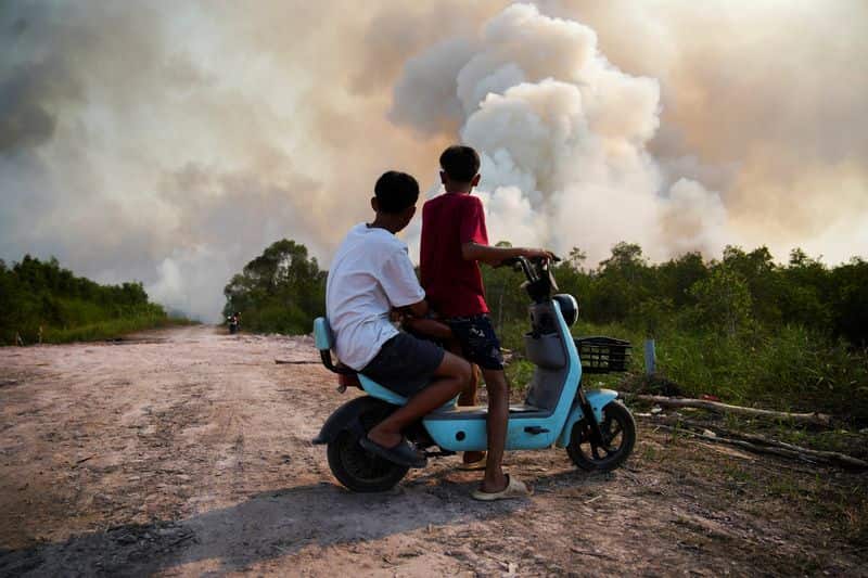 Indonesia battles intensifying fires as El Nino fuels regional haze