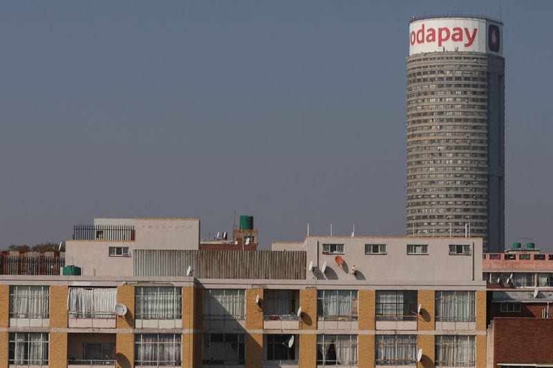 Johannesburg water crisis angers voters, drives rich off-grid
