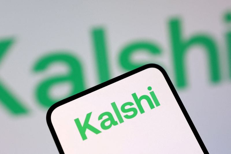 FlightAware sues Kalshi over flight-cancellation markets