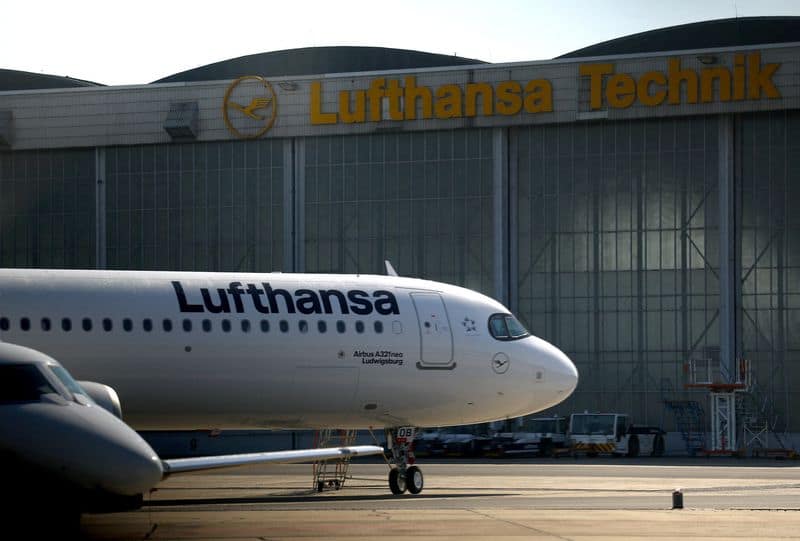 Lufthansa, German pilots' union agree process to resolve labour disputes