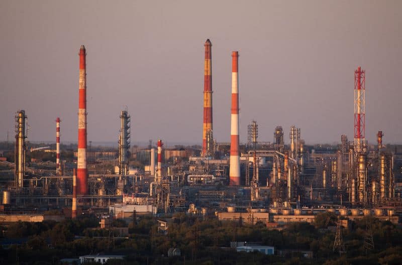 Ukraine strikes Russian oil refinery in Orsk