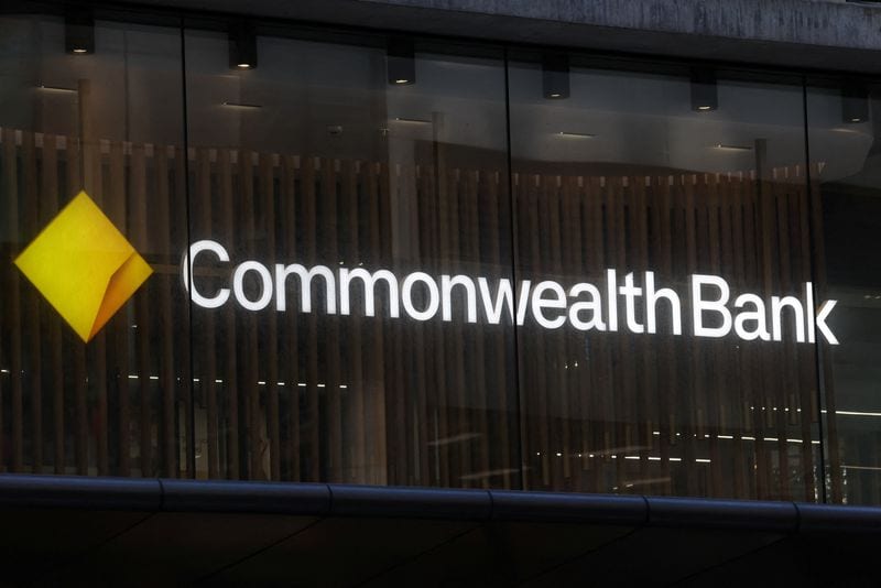 Commonwealth Bank of Australia's annual profit rises 7%
