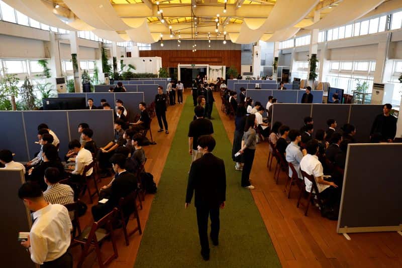 Global youth unemployment rises to 12.4% in 2025, UN agency warns