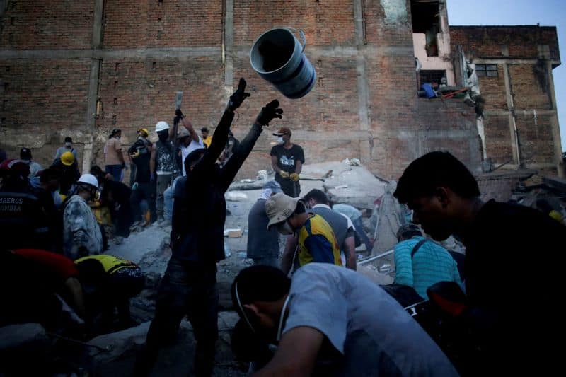 Rescuers search for survivors in Colombia after earthquake kills over 200