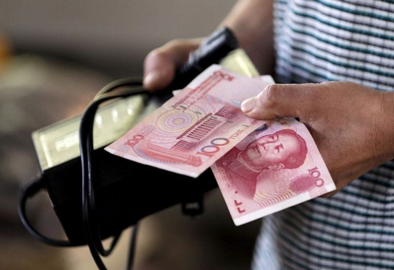 China July bank loans contract for second time in 2026 on weak demand