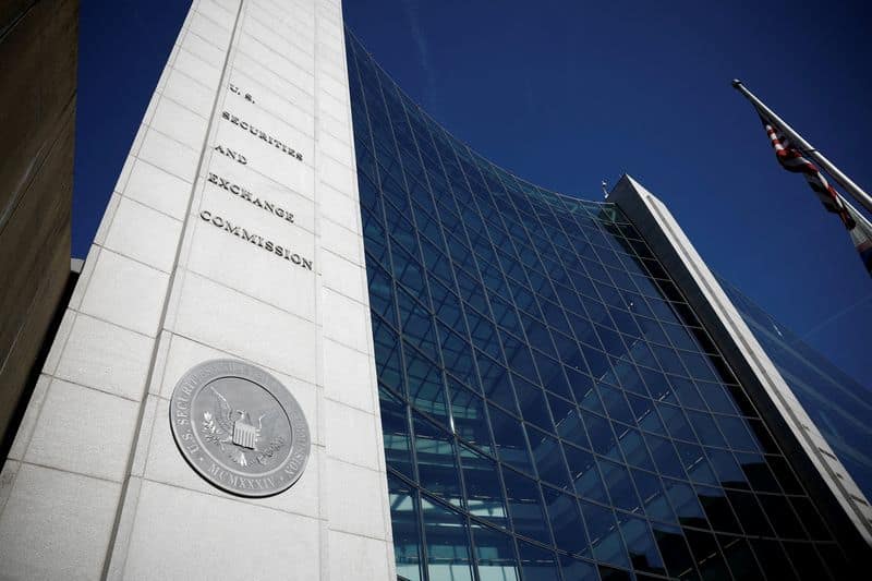 SEC proposes easing 'pay-to-play' rules for investment advisers