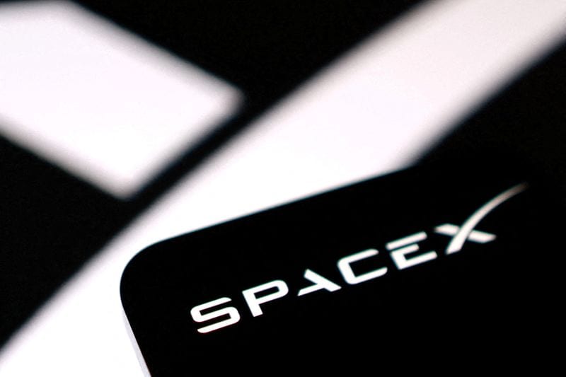 Tiger Global cuts Big Tech stakes, adds SpaceX and AMD