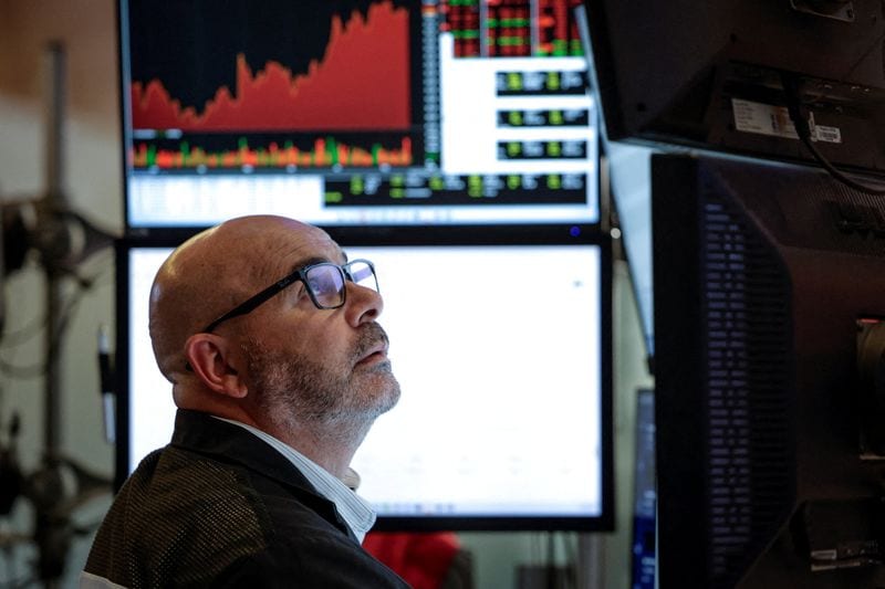 Wall St recovers from tech slump as yields ease and earnings loom
